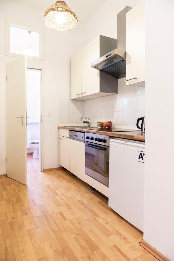 Cosy 2 Bedroom Apartment For 8 In Berlin Neukolln المظهر الخارجي الصورة